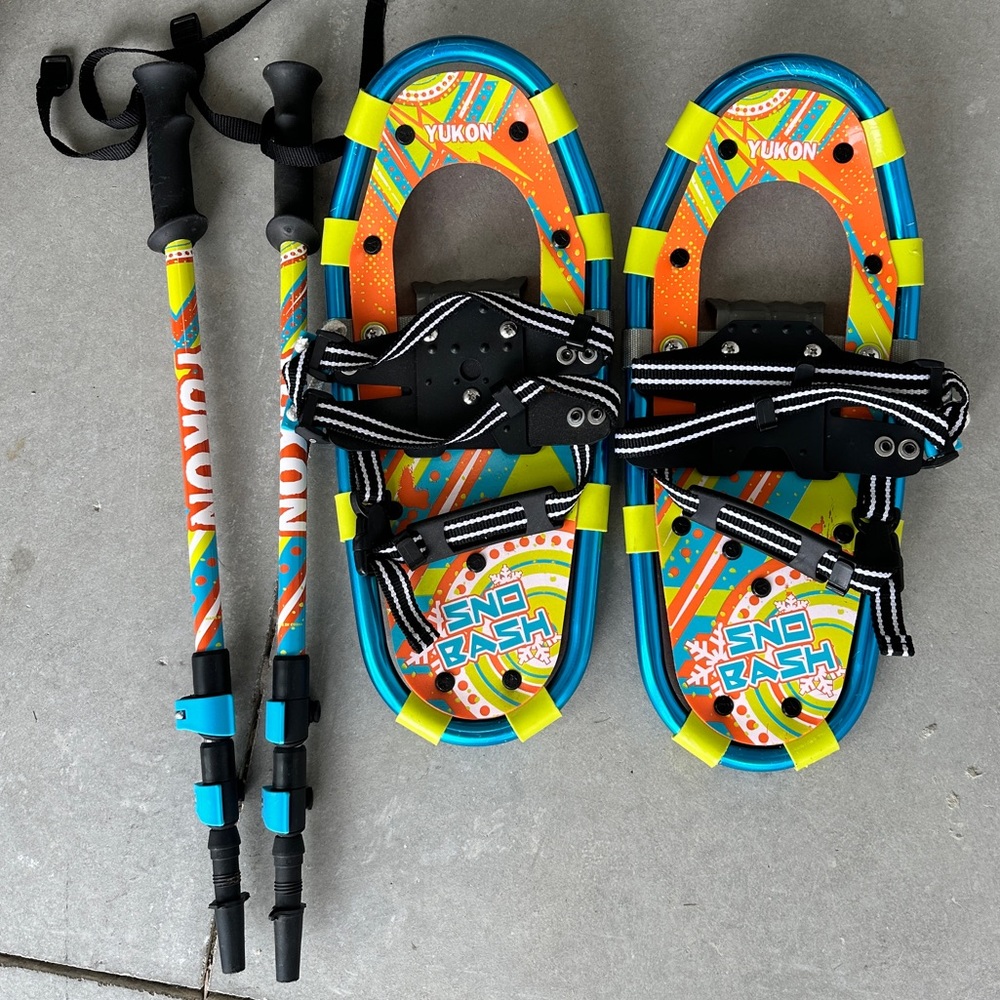Yukon Kids snowshoes